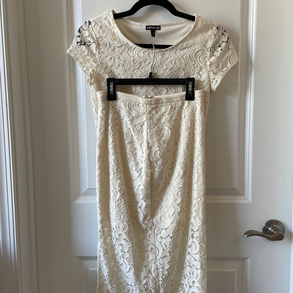 Express White Lace Skirt Set